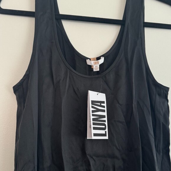 Lunya Washable Silk Tulip Dress Black Midi Size XS - NWT - Picture 2 of 7